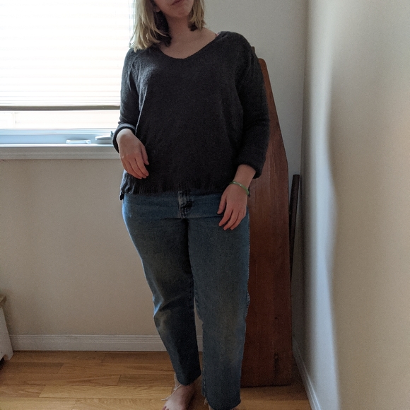 Gap V-neck alpaca wool bland cropped sweater - Picture 2 of 3